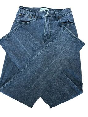 Abercrombie 90s Straight Ultra High Rise Jeans Size 26 Distressed